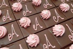 IMG-710ef875a237e16470662fb60baaf634-V